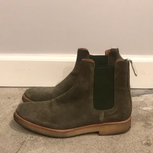 Women by Common Projects Chelsea Boot